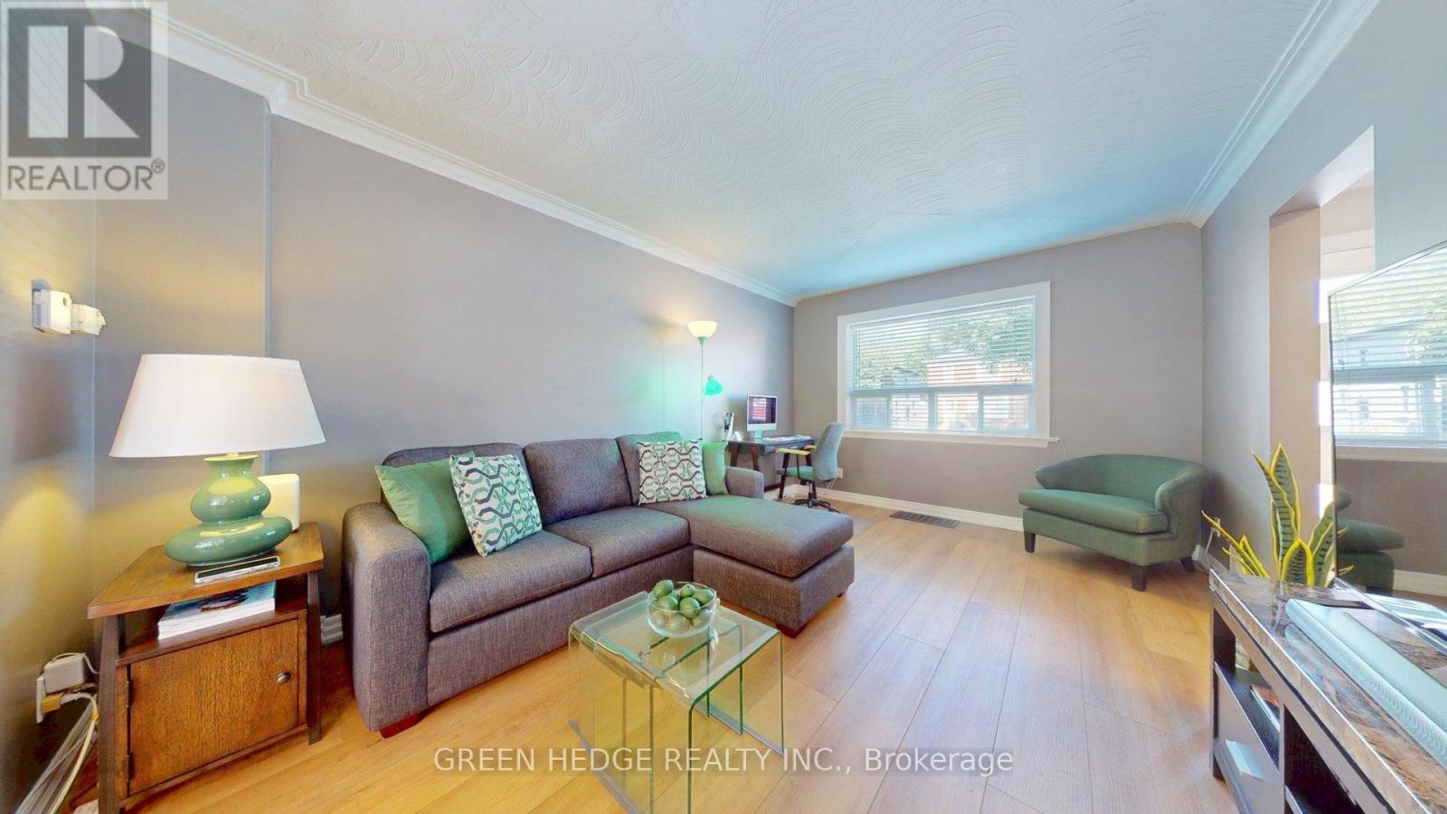 66 Cliff Street, Toronto, Ontario  M6N 4M1 - Photo 11 - W13698756