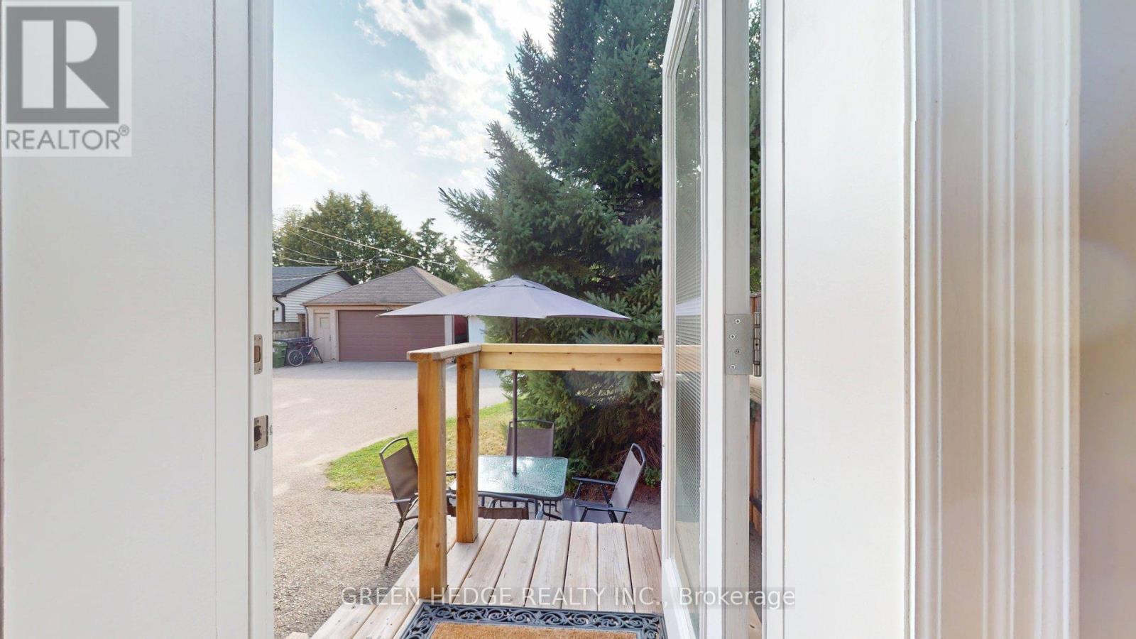 66 Cliff Street, Toronto, Ontario  M6N 4M1 - Photo 32 - W13698756