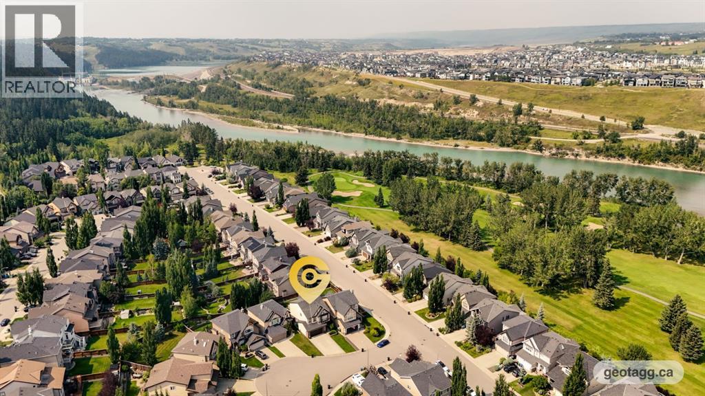 242 Valley Woods Place NW, Calgary, Alberta  T3B 6A3 - Photo 46 - A2337982