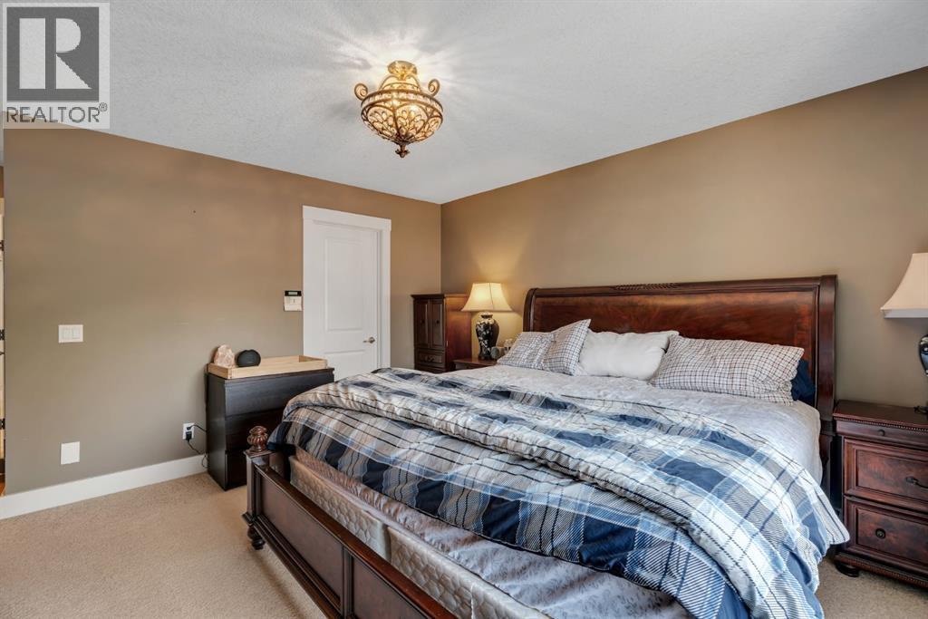242 Valley Woods Place NW, Calgary, Alberta  T3B 6A3 - Photo 28 - A2337982