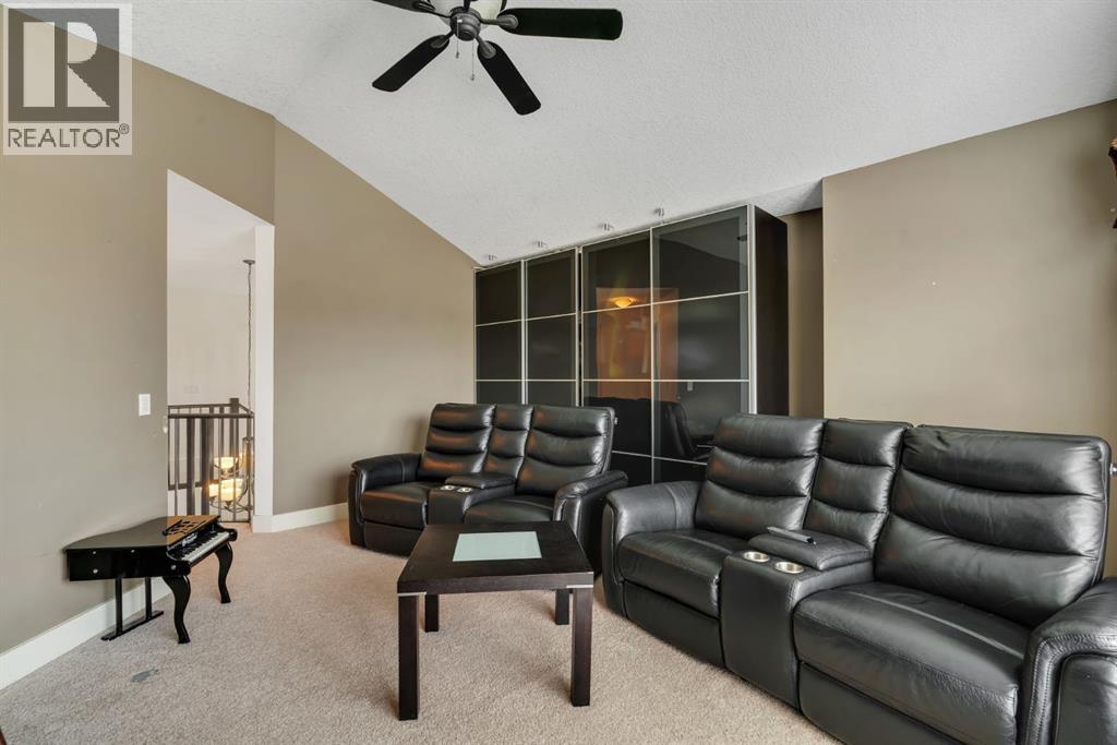 242 Valley Woods Place NW, Calgary, Alberta  T3B 6A3 - Photo 32 - A2337982
