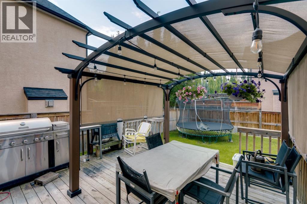 242 Valley Woods Place NW, Calgary, Alberta  T3B 6A3 - Photo 39 - A2337982