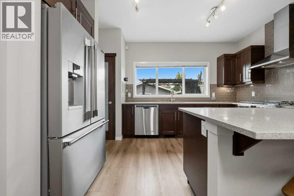 146 Mahogany Grove SE, Calgary, Alberta  T3M 1W9 - Photo 9 - A2338813
