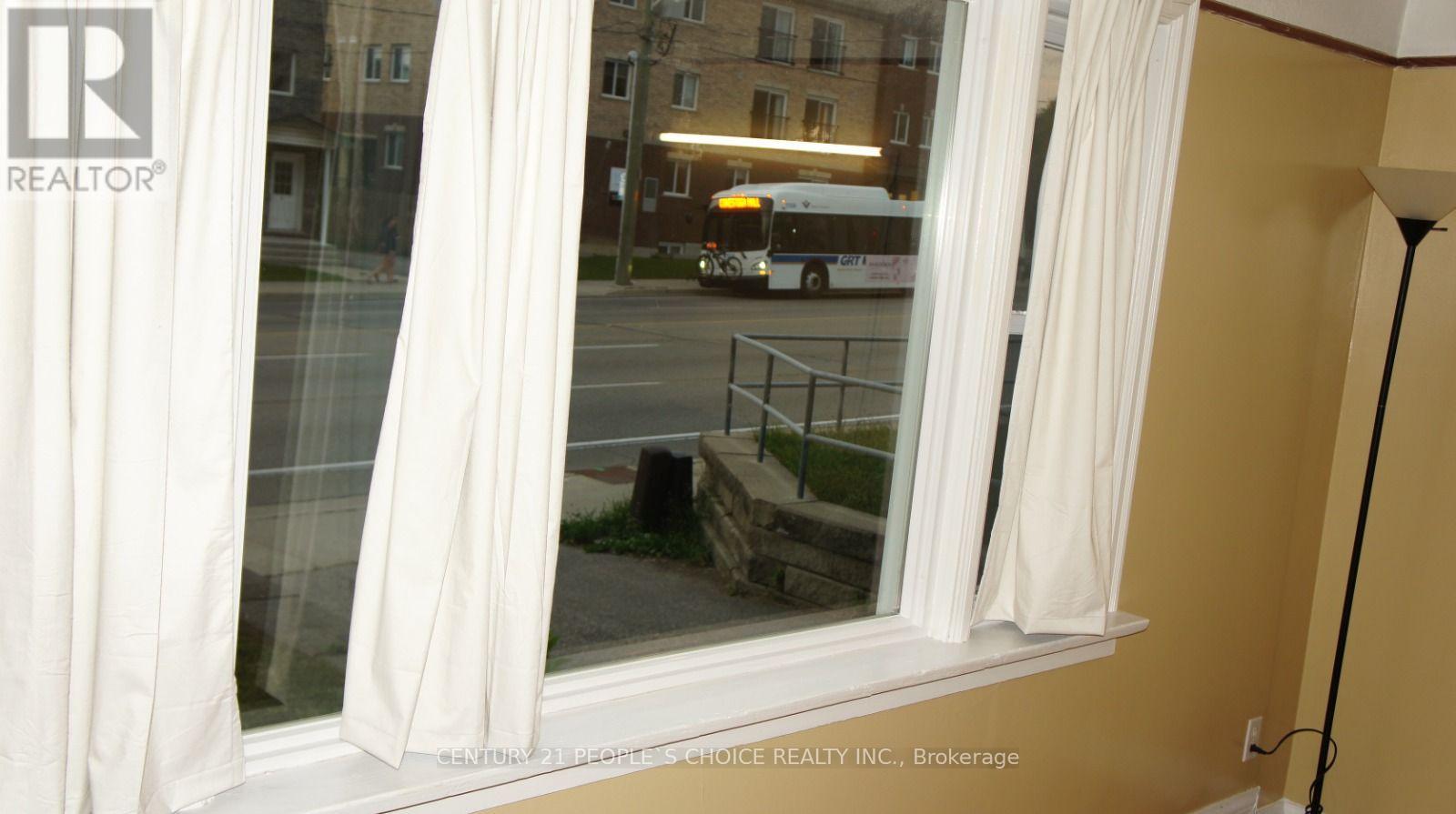 52 Columbia Street W, Waterloo, Ontario  N2L 3K5 - Photo 11 - X13698762