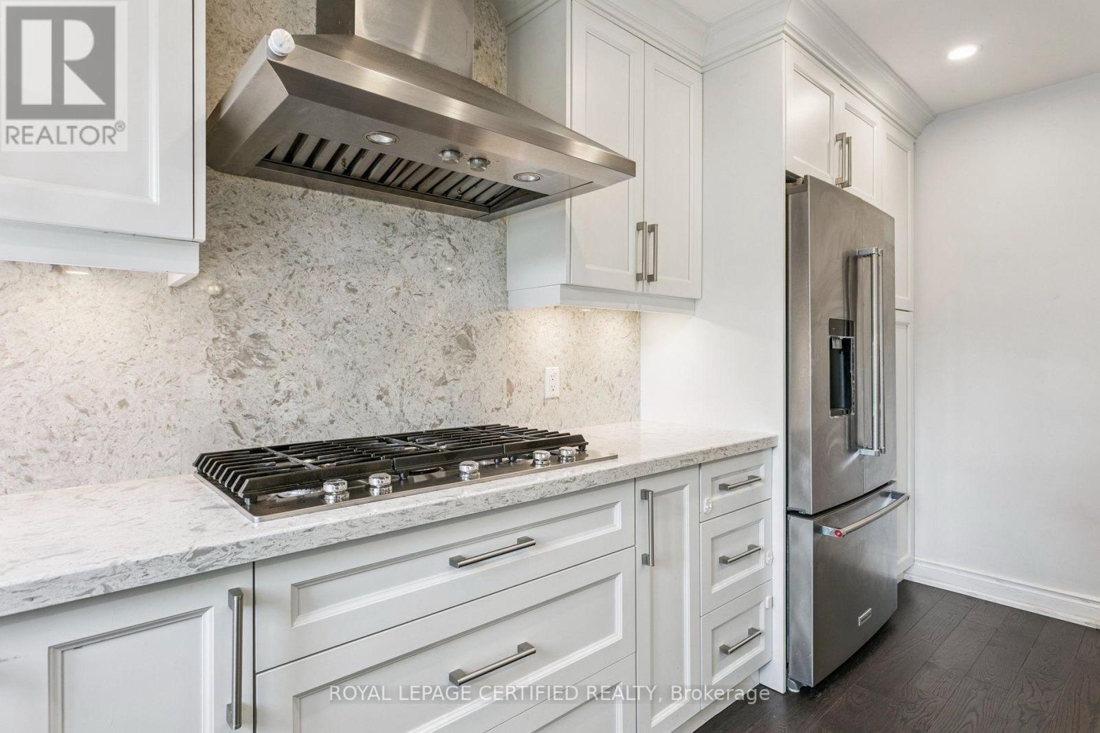 462 The Kingsway, Toronto, Ontario  M9A 3W4 - Photo 13 - W13605190