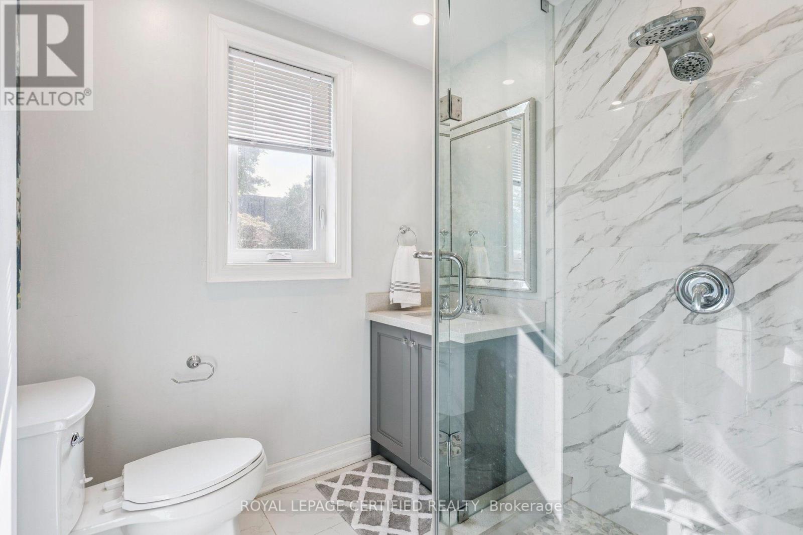 462 The Kingsway, Toronto, Ontario  M9A 3W4 - Photo 19 - W13605190