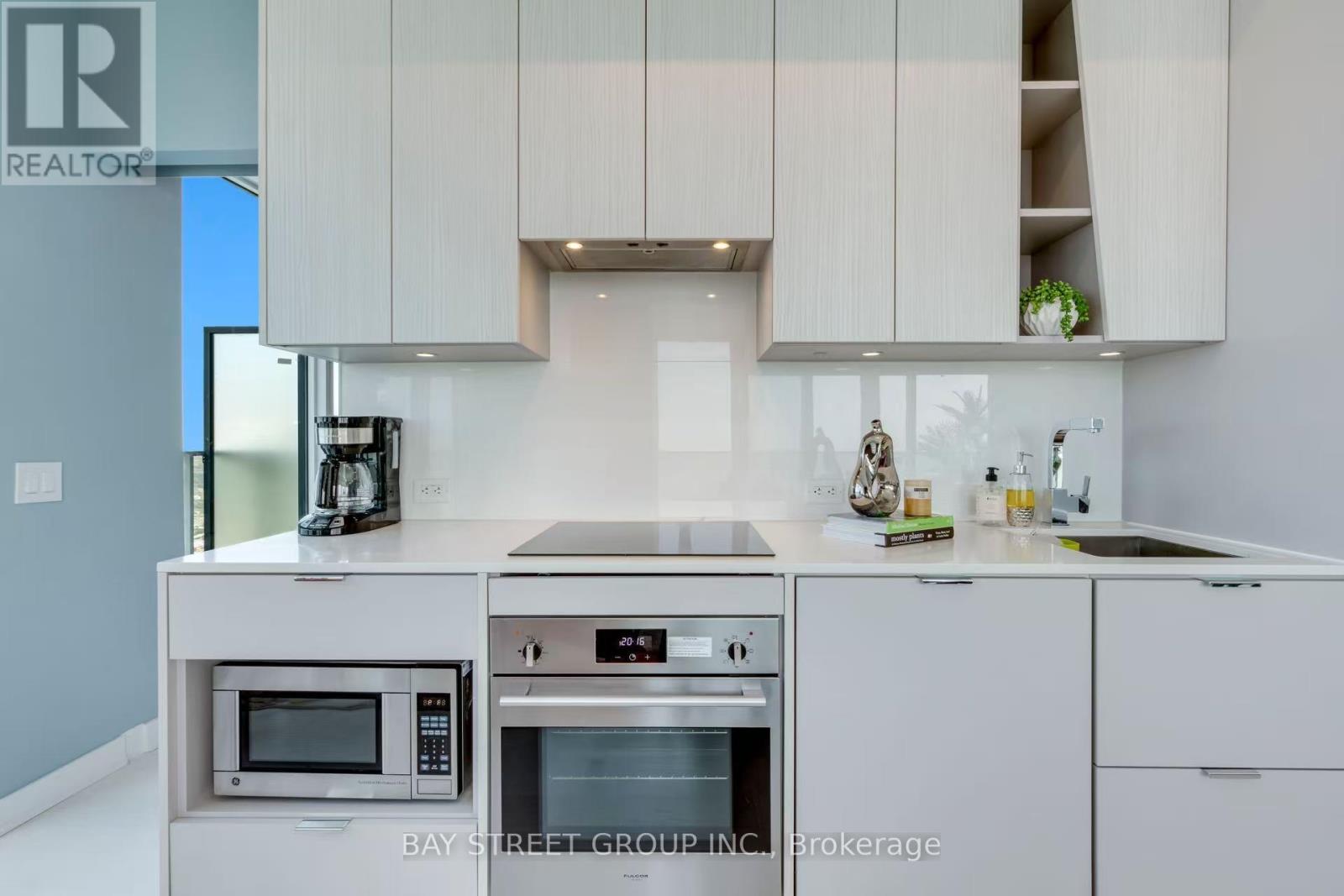 6013 - 3883 Quartz Road, Mississauga, Ontario  L5B 0M4 - Photo 8 - W13694426