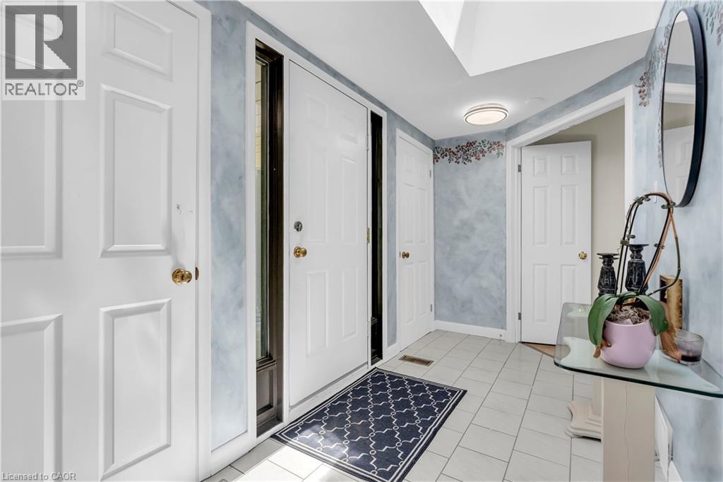 1356 Oak Lane, Mississauga, Ontario  L5H 2X7 - Photo 7 - 40854069