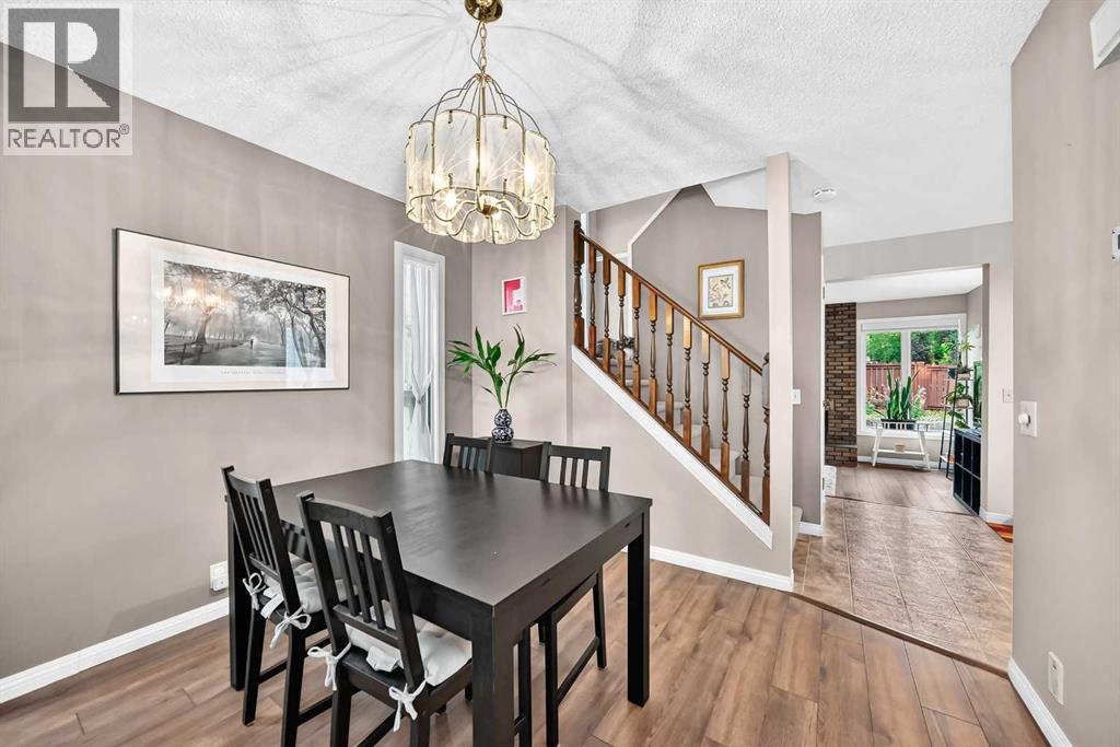 1487 Berkley Drive NW, Calgary, Alberta  T3K 1T7 - Photo 10 - A2337862