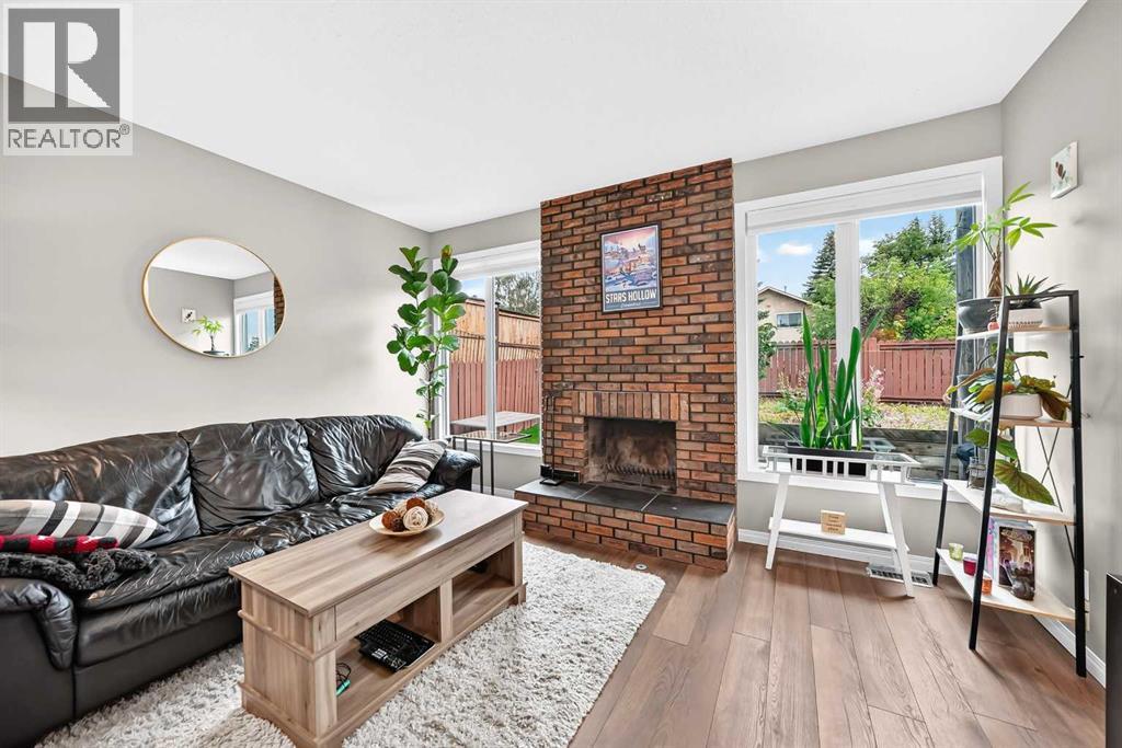 1487 Berkley Drive NW, Calgary, Alberta  T3K 1T7 - Photo 18 - A2337862
