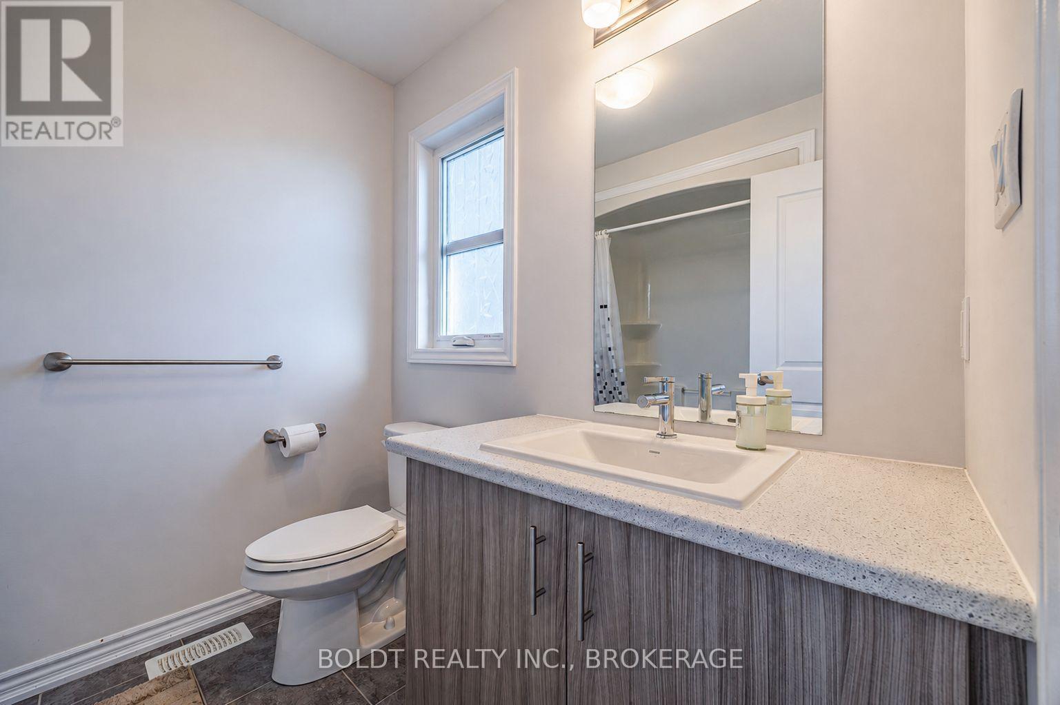 8037 Brookside Drive, Niagara Falls, Ontario  L2H 3T9 - Photo 19 - X13698778