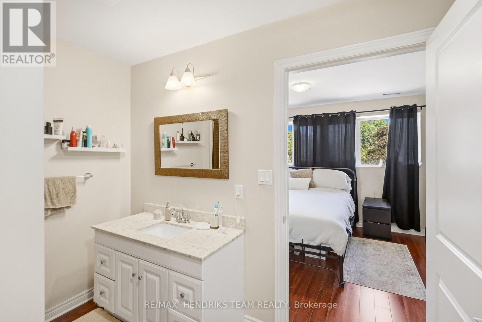 Upper Floor (2a) - 320 Vine Street, St. Catharines, Ontario  L2M 4T3 - Photo 12 - X13698788