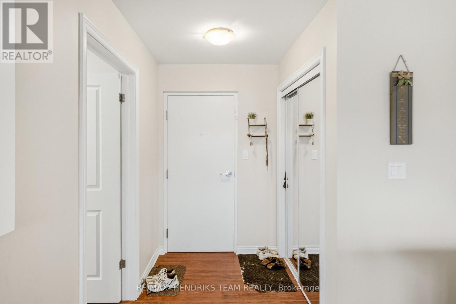 Upper Floor (2a) - 320 Vine Street, St. Catharines, Ontario  L2M 4T3 - Photo 6 - X13698788