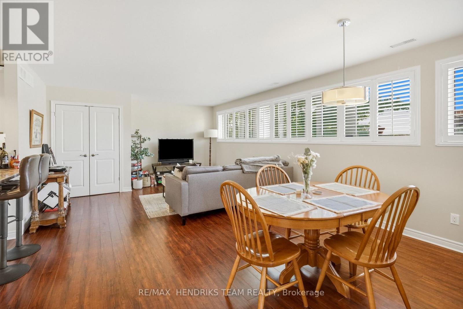 Upper Floor (2a) - 320 Vine Street, St. Catharines, Ontario  L2M 4T3 - Photo 8 - X13698788