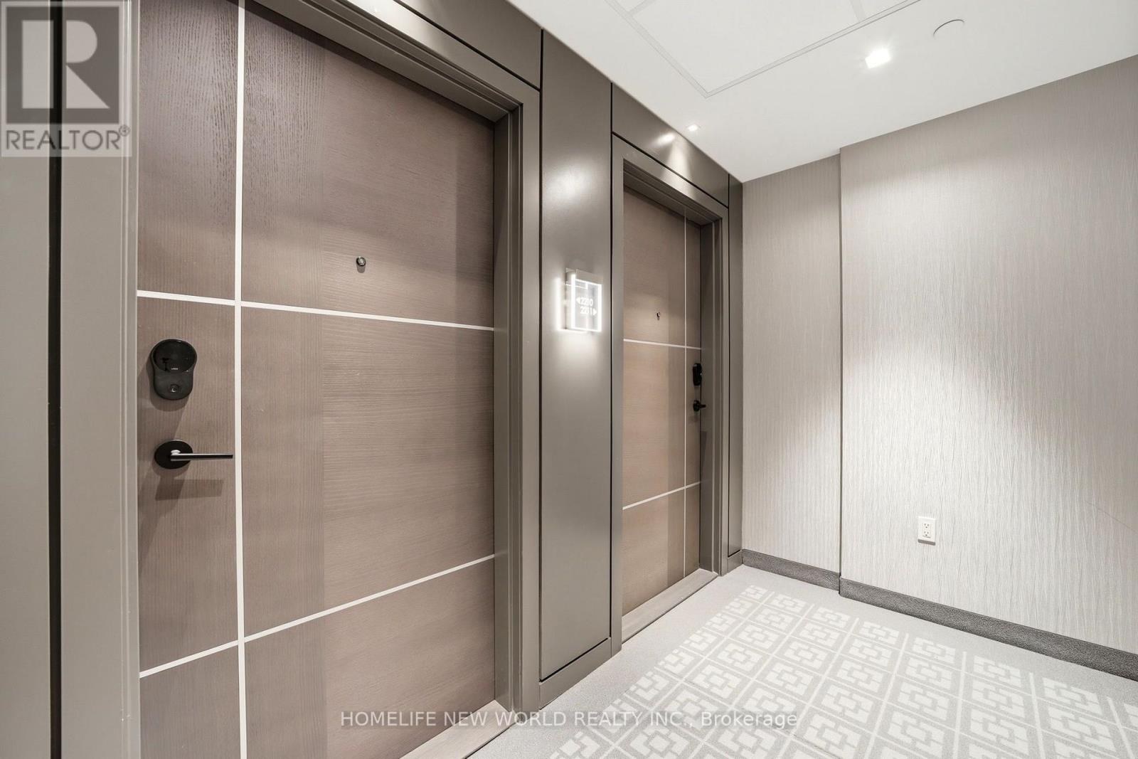 2210 - 100 Dalhousie Street, Toronto, Ontario  M5B 0C7 - Photo 3 - C13698804
