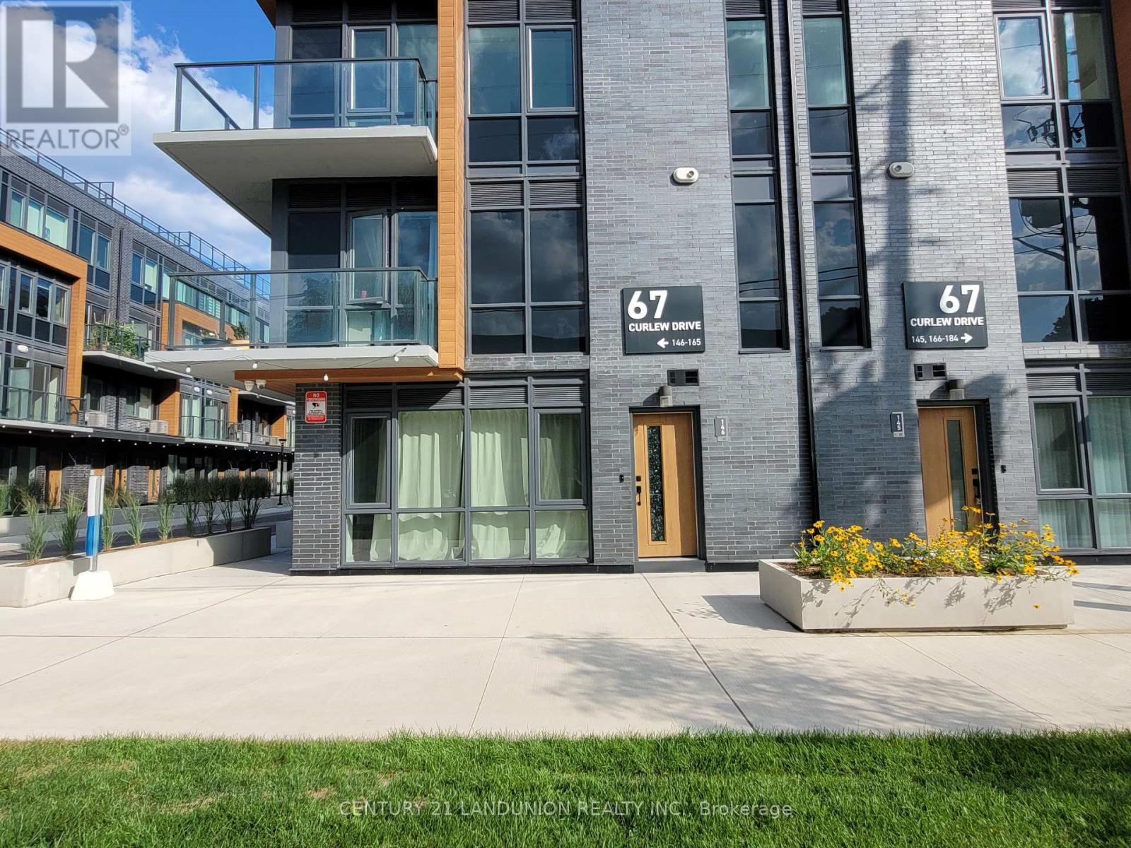 157 - 67 CURLEW DRIVE, Toronto, Ontario