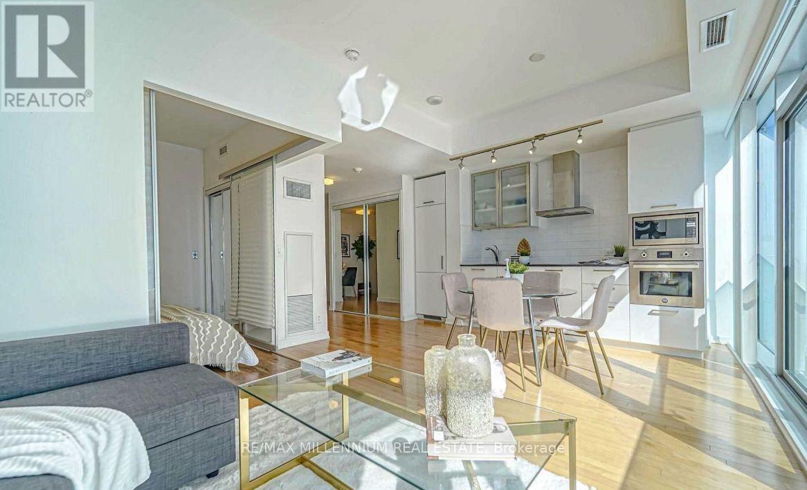 3612 - 14 York Street, Toronto, Ontario  M5J 2Z2 - Photo 18 - C13698824