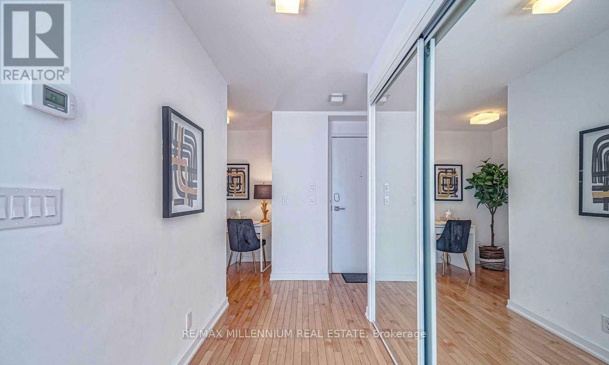 3612 - 14 York Street, Toronto, Ontario  M5J 2Z2 - Photo 5 - C13698824