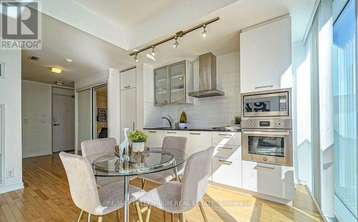 3612 - 14 York Street, Toronto, Ontario  M5J 2Z2 - Photo 6 - C13698824