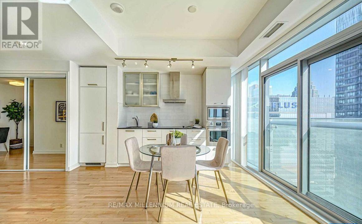 3612 - 14 York Street, Toronto, Ontario  M5J 2Z2 - Photo 7 - C13698824