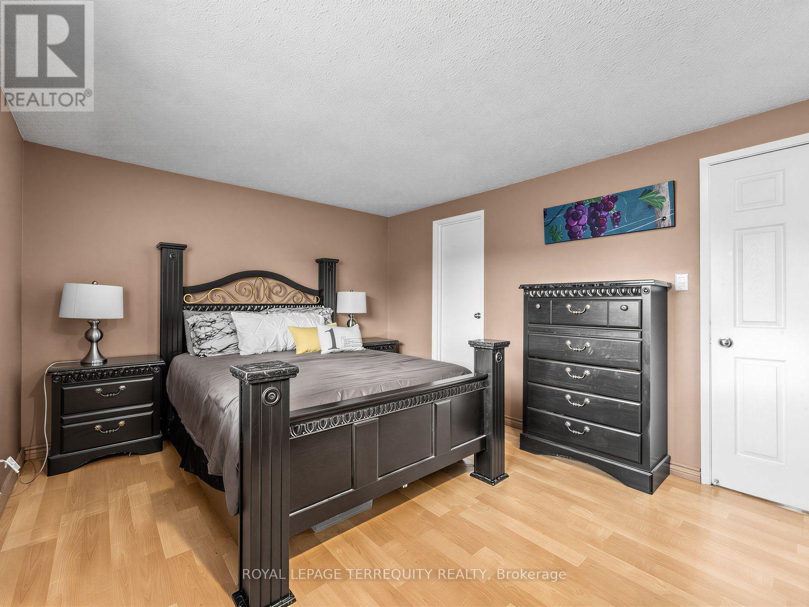 19 - 1330 Trowbridge Drive, Oshawa, Ontario  L1G 7L1 - Photo 17 - E13698820