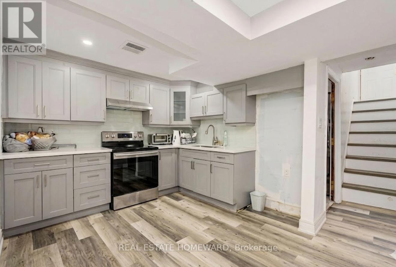 712 Brimley Road, Toronto, Ontario  M1J 1C2 - Photo 4 - E13698826