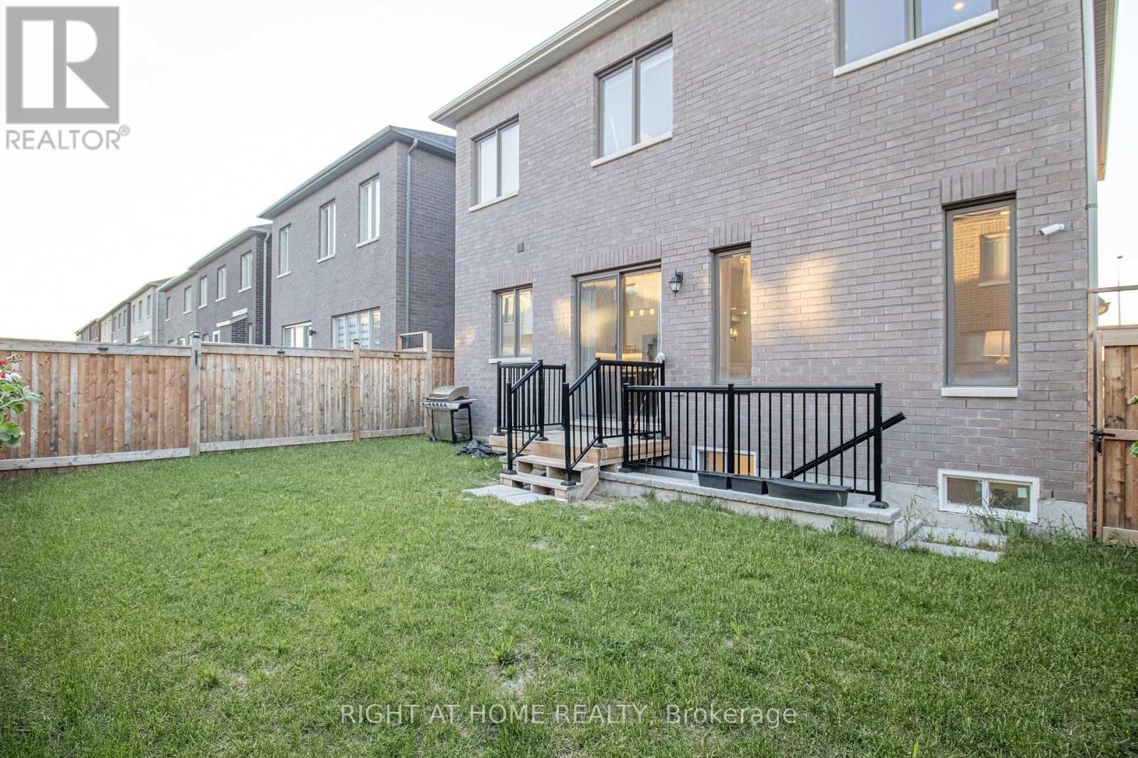 43 Longworth Avenue, Richmond Hill, Ontario  L4E 1J2 - Photo 23 - N13698784