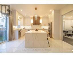 43 LONGWORTH AVENUE, Richmond Hill, Ontario