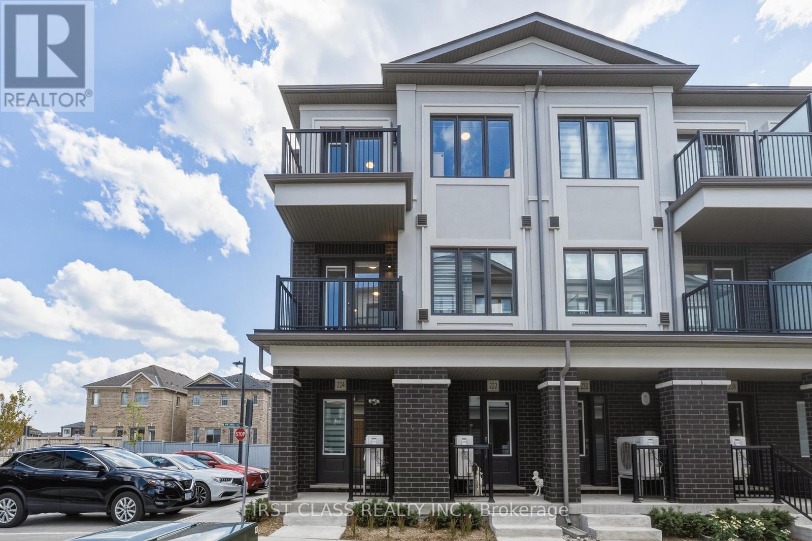 224 MATAWIN LANE, Richmond Hill, Ontario