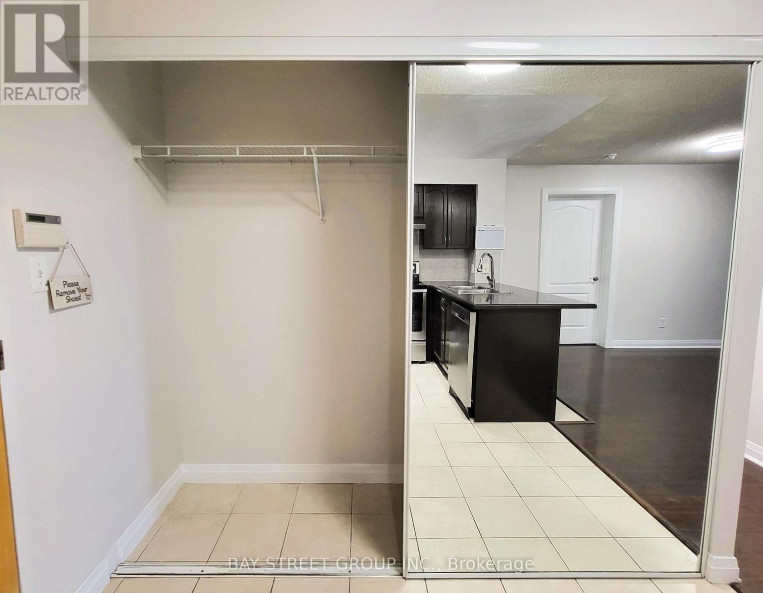 209 - 7363 Kennedy Road, Markham, Ontario  L3R 1G8 - Photo 5 - N13698802