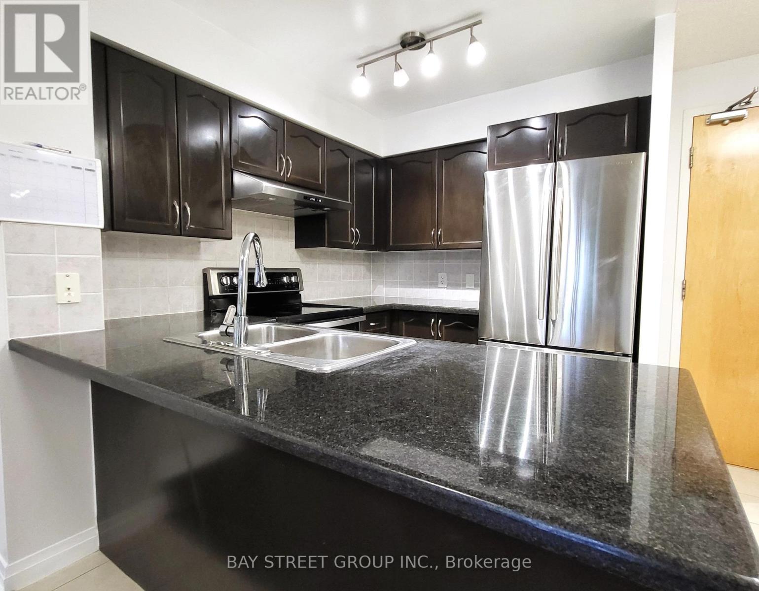 209 - 7363 Kennedy Road, Markham, Ontario  L3R 1G8 - Photo 8 - N13698802