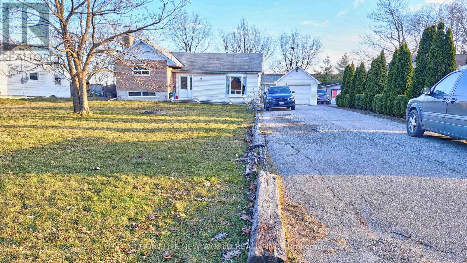 11 Riverglen Drive, Georgina, Ontario  L4P 2P9 - Photo 3 - N13698812