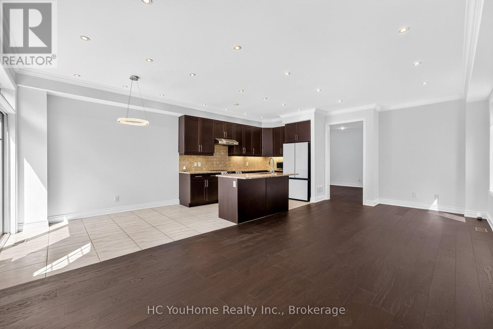 112 Lacewood Drive, Richmond Hill, Ontario  L4S 0E6 - Photo 15 - N13698814