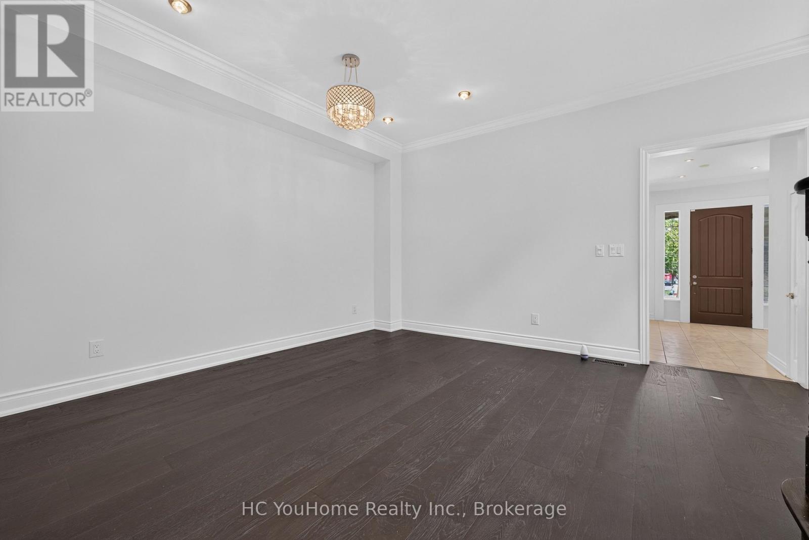 112 Lacewood Drive, Richmond Hill, Ontario  L4S 0E6 - Photo 5 - N13698814