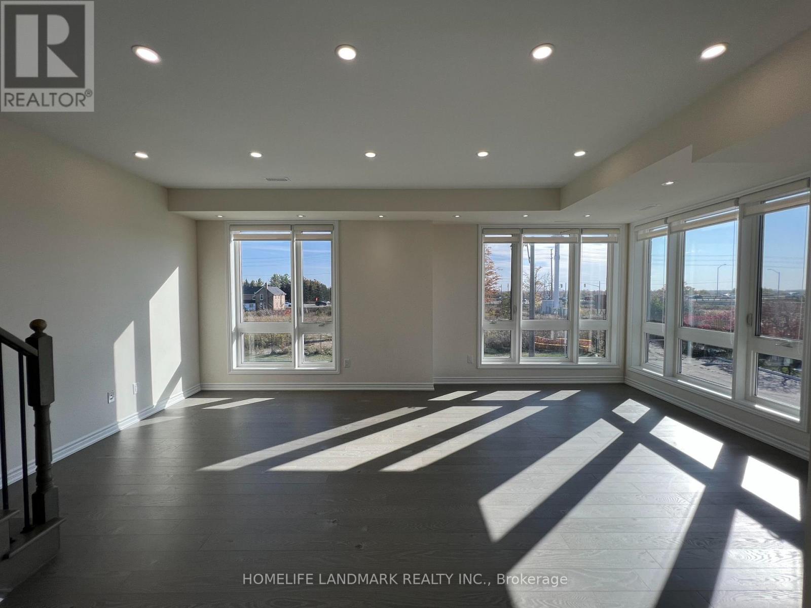 2 Concetta Conte Avenue, Markham, Ontario  L6C 0Z5 - Photo 6 - N13698818