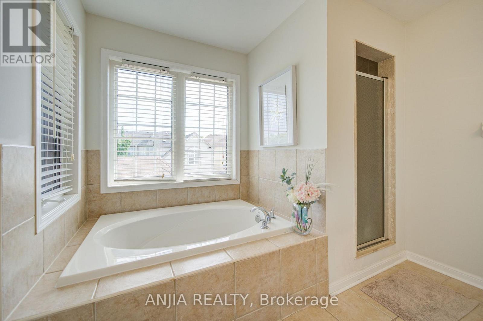 187 Morning Dove Drive, Markham, Ontario  L6B 1L9 - Photo 25 - N13698822