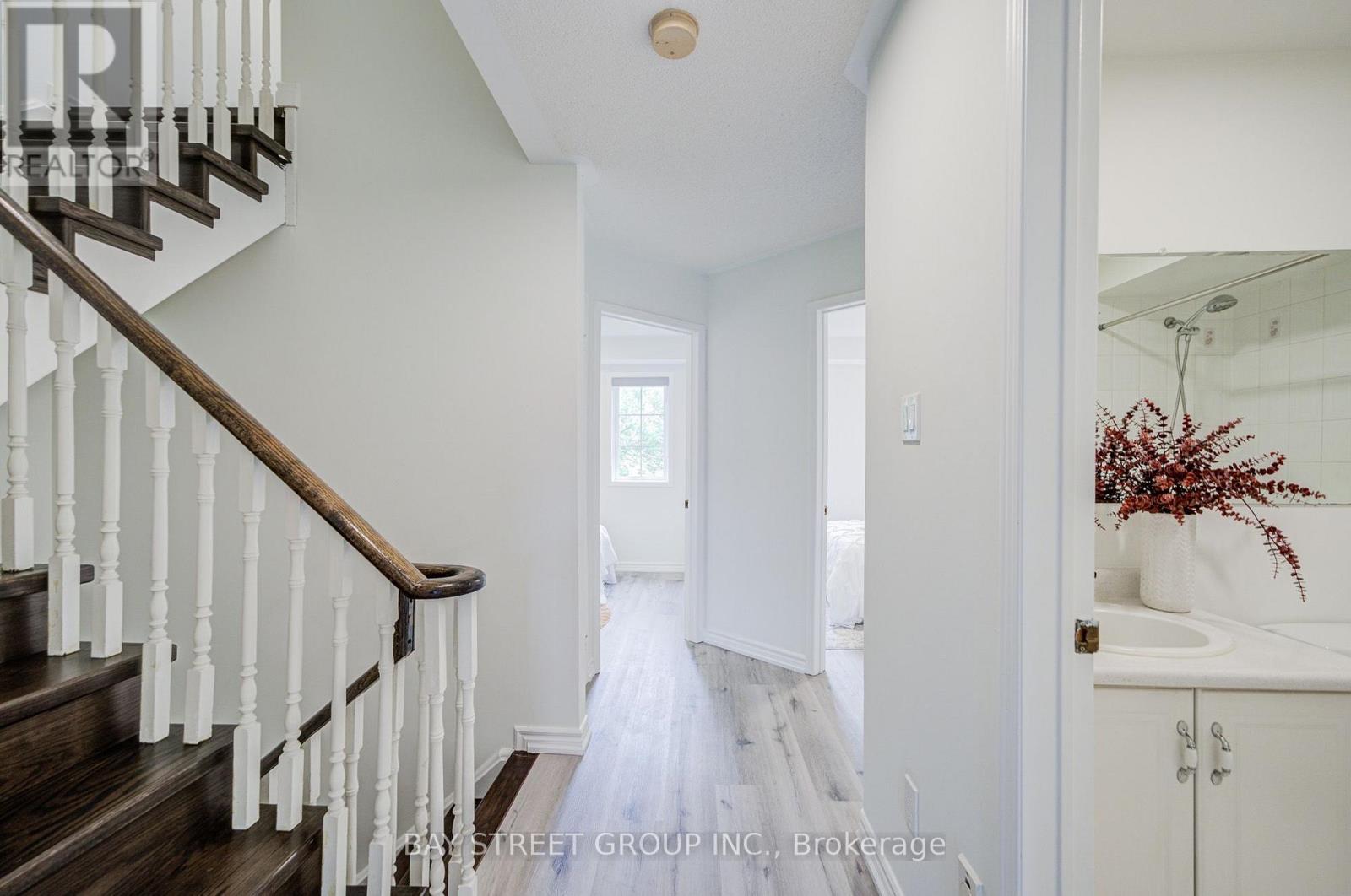 5 Luxton Avenue, Aurora, Ontario  L4G 7J5 - Photo 22 - N13698830