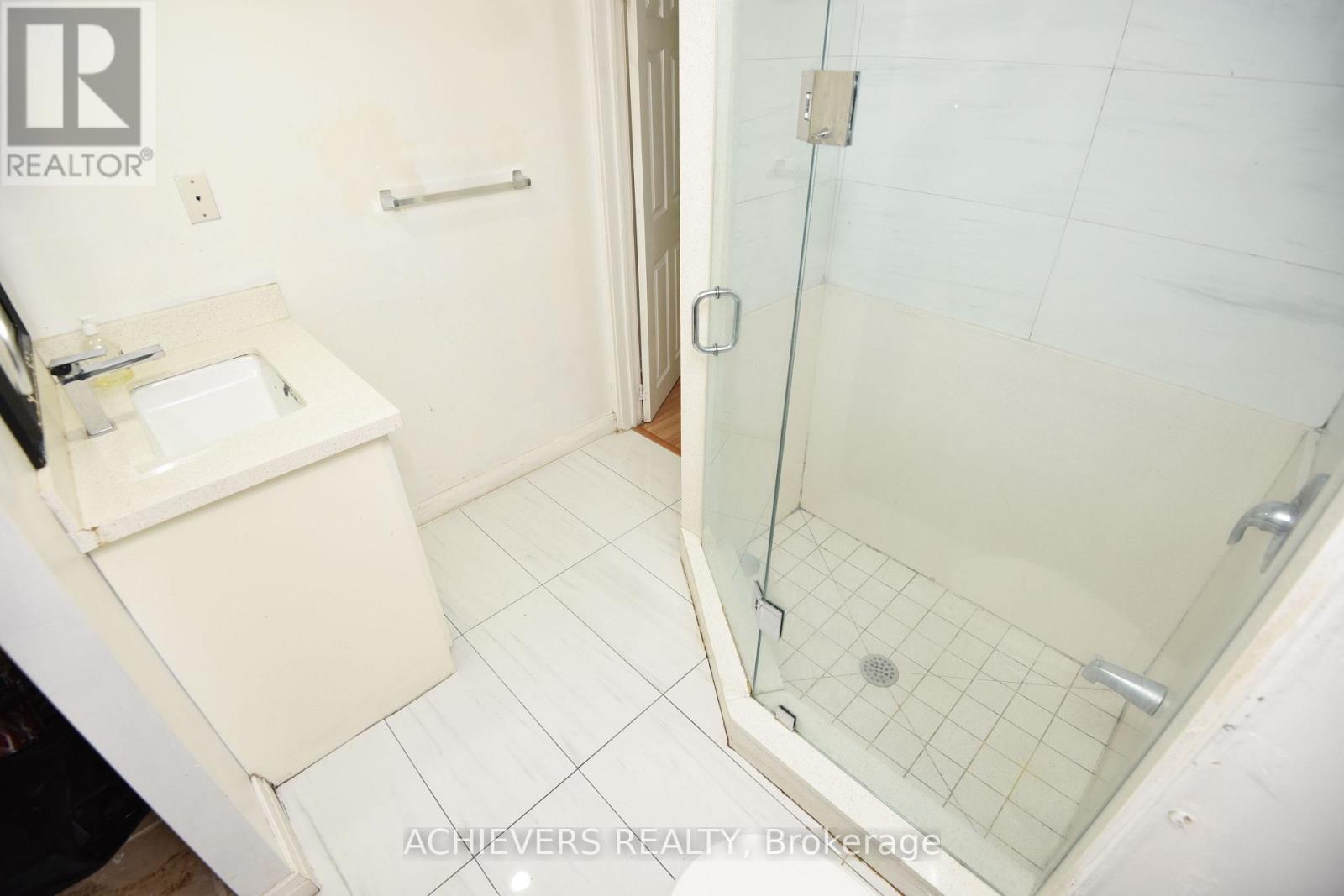 521 Navigator Drive, Mississauga, Ontario  L5W 1P5 - Photo 41 - W13698792