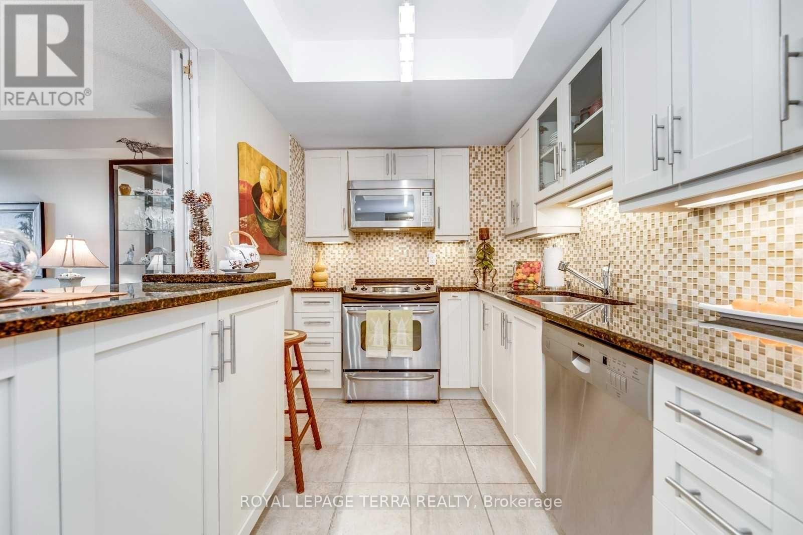 201 - 300 Webb Drive, Mississauga, Ontario  L5B 3W3 - Photo 13 - W13698806