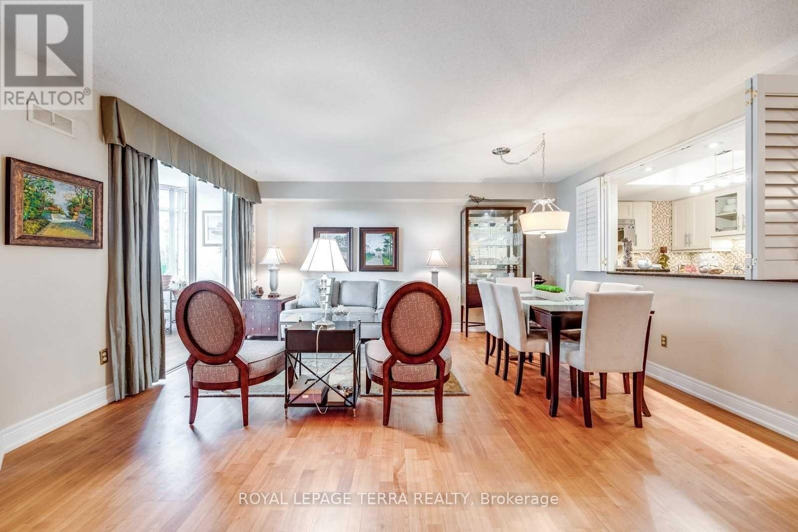 201 - 300 Webb Drive, Mississauga, Ontario  L5B 3W3 - Photo 2 - W13698806