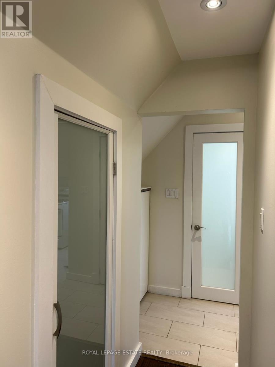 128 Mavety Street, Toronto, Ontario  M6P 2L9 - Photo 10 - W13698832