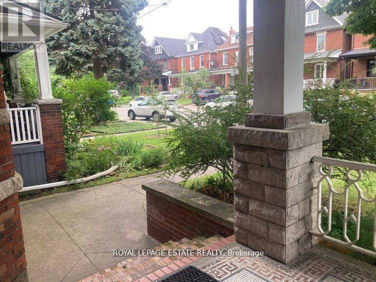 128 Mavety Street, Toronto, Ontario  M6P 2L9 - Photo 4 - W13698832