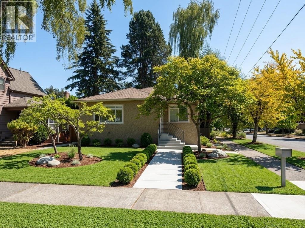 4 E 46TH AVENUE, Vancouver, British Columbia