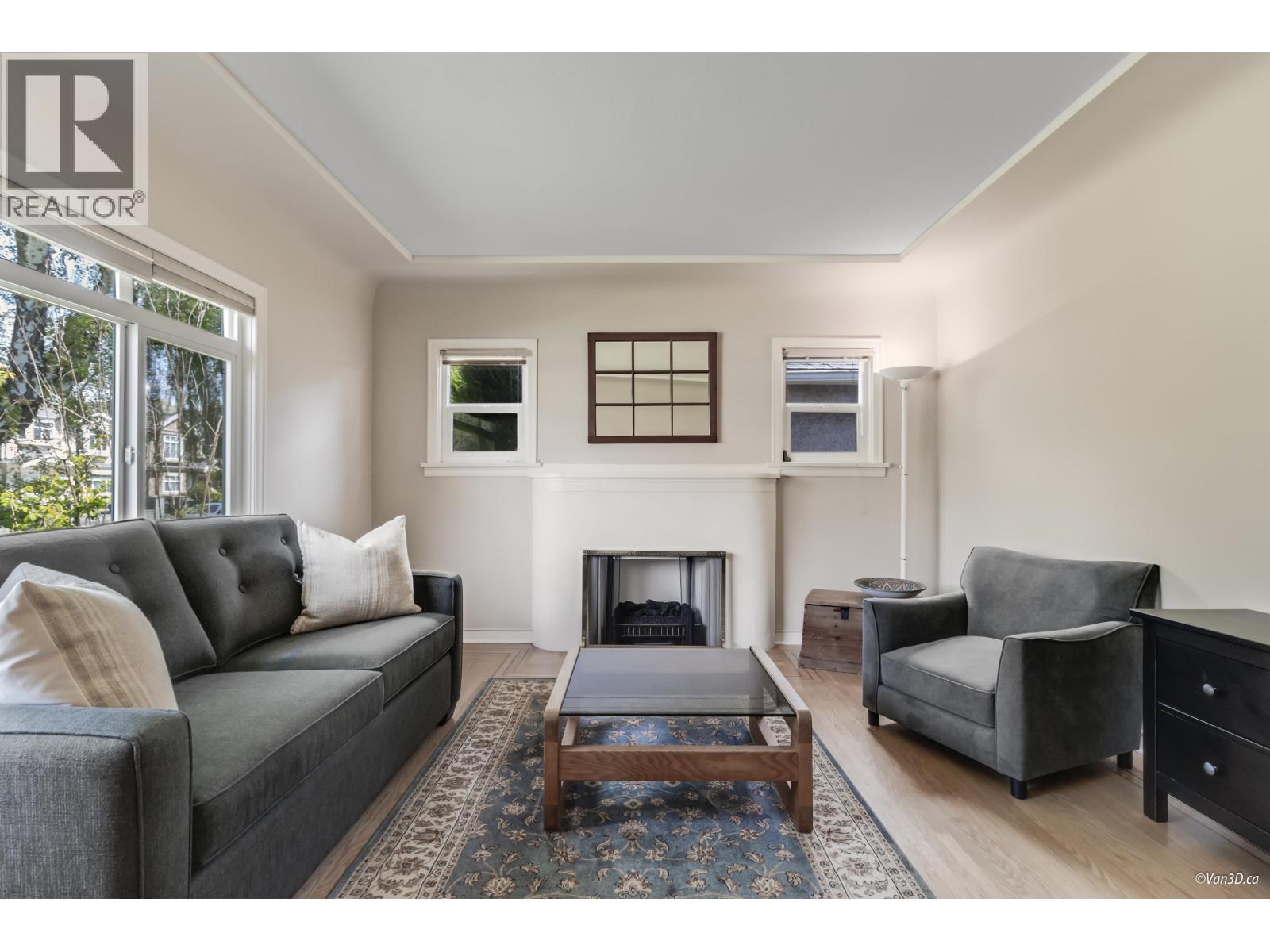 4 E 46th Avenue, Vancouver, British Columbia  V5W 1Z1 - Photo 6 - R3135703