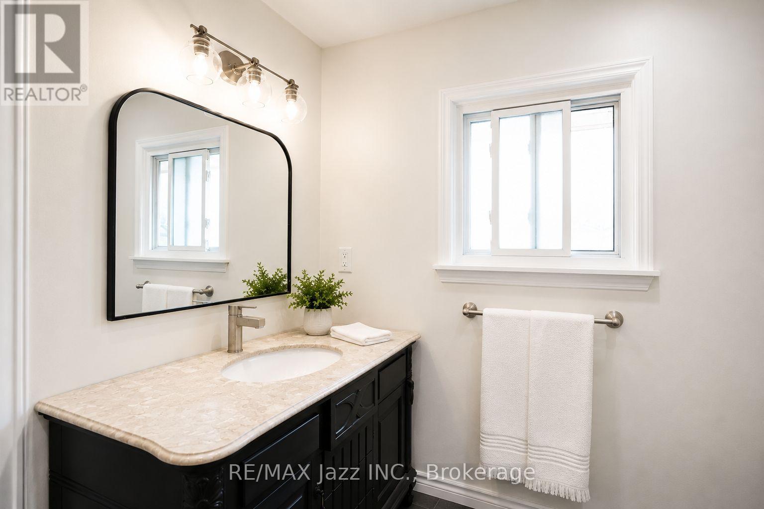 304 Annes Street, Whitby (Lynde Creek), Ontario  L1N 5V6 - Photo 12 - E13698870
