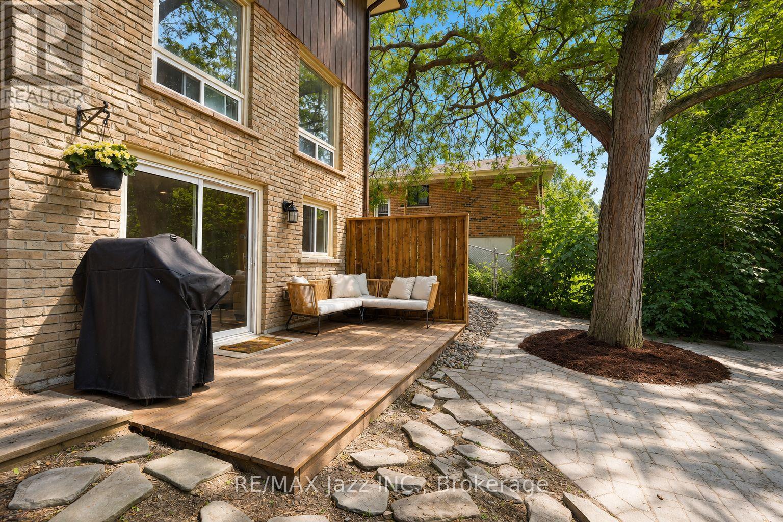 304 Annes Street, Whitby (Lynde Creek), Ontario  L1N 5V6 - Photo 17 - E13698870