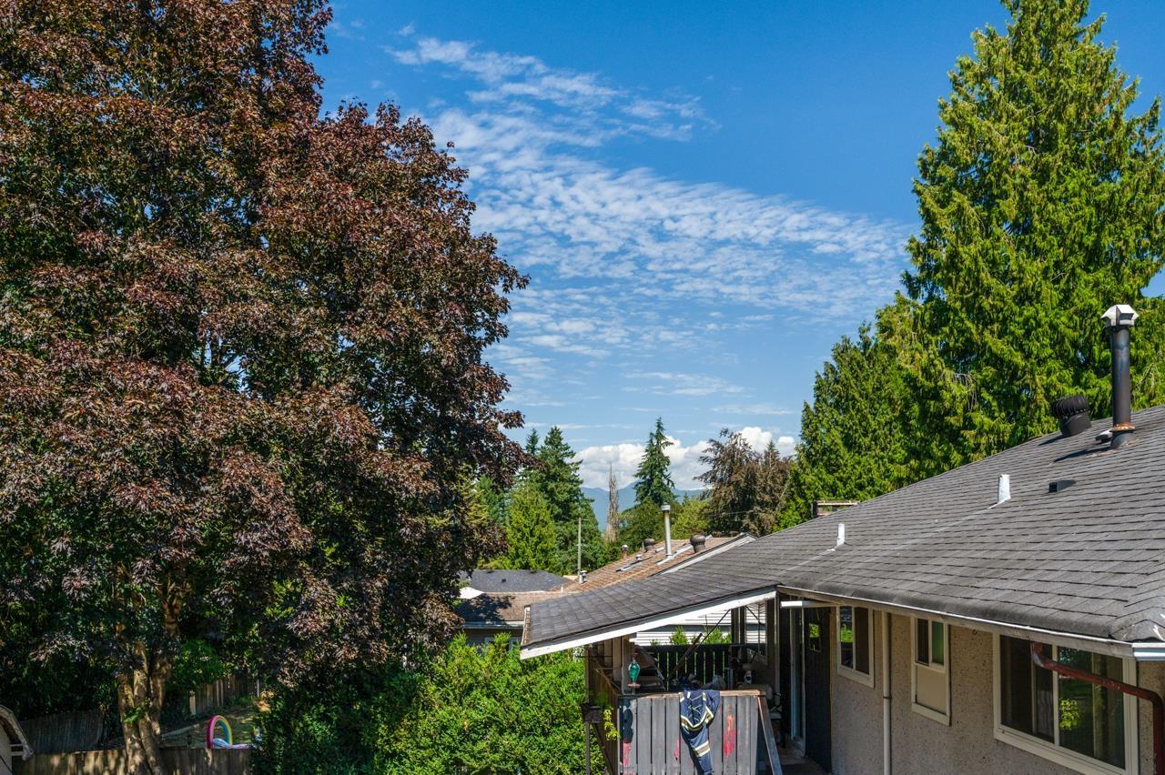 14940 Kew Drive, Surrey, British Columbia  V3R 4Y2 - Photo 30 - R3157711