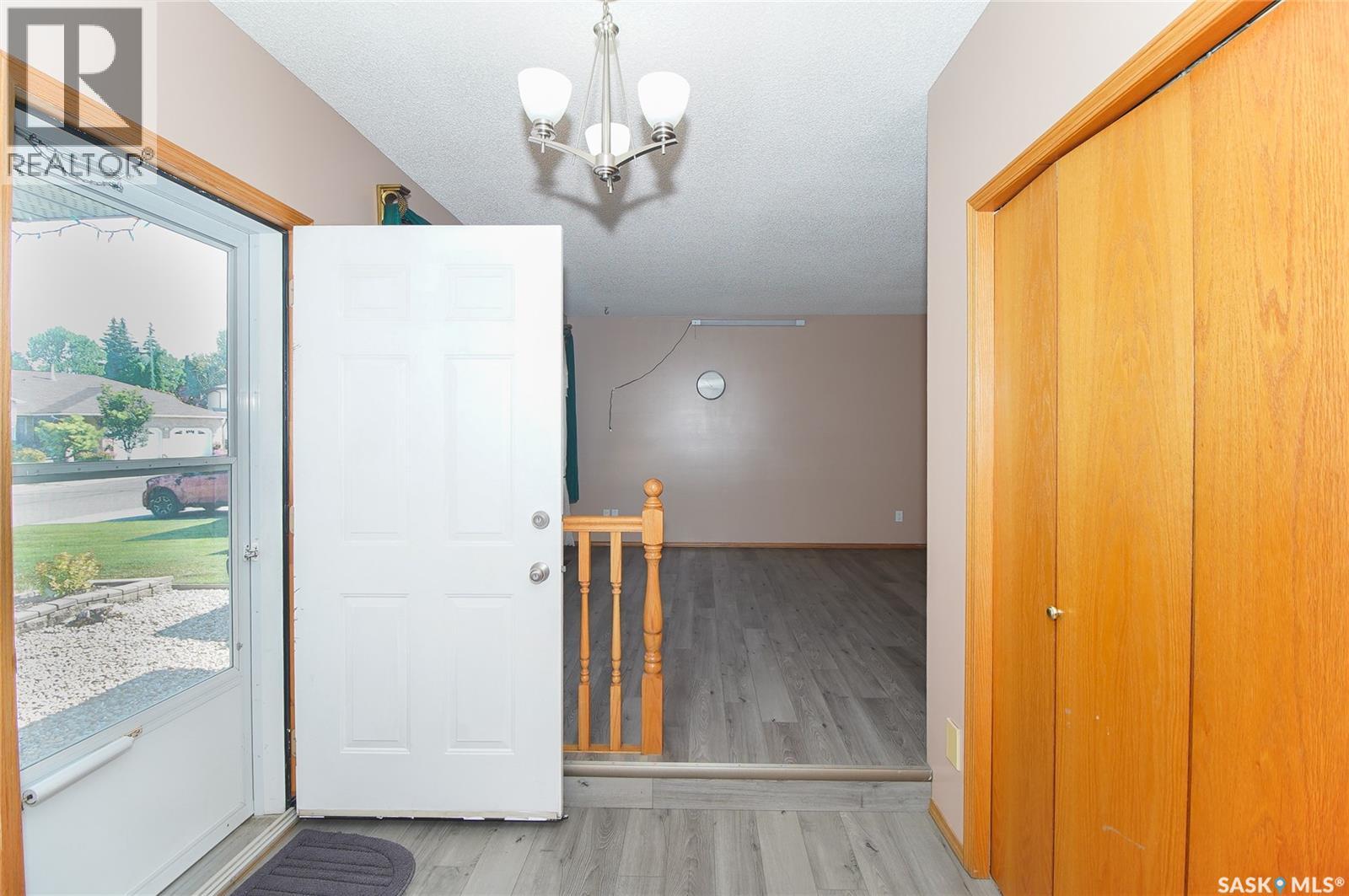 5503 Ballantine Court, Regina, Saskatchewan  S4X 4K4 - Photo 5 - SK042543