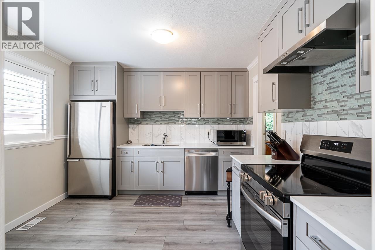 6 2719 St Michael Street, Port Coquitlam, British Columbia  V3B 5R4 - Photo 12 - R3149280