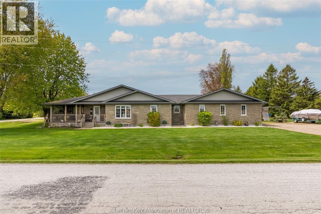 18400 MARINE PARK DRIVE, Rondeau Bay Estates, Ontario